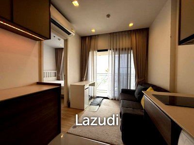Condos for sale : 26.88 sqm 1 Bedroom Condo on 35th Floor at The Line Phahol-Pradipat Phaya Thai