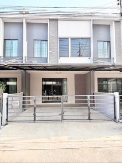 รูปภาพ ให้เช่าพลีโน่ ทาวน์ พหลโยธิน-วิภาวดี (Pleno Town Phaholyothin-Vibhavadi) ถ.พหลโยธิน ต.คลองหนึ่ง อ.คลองหลวง