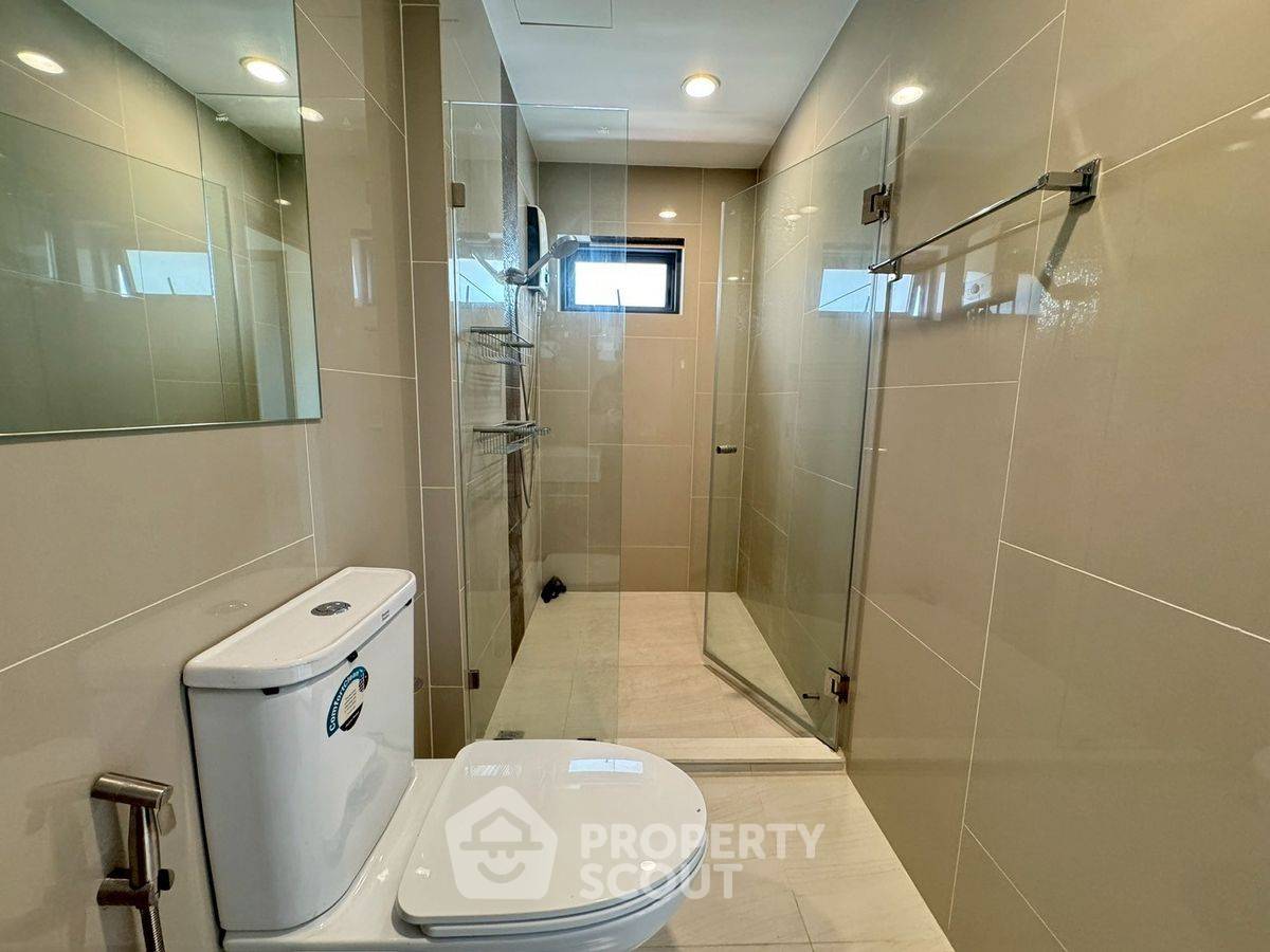picture 2-BR Condo at Ideo Thaphra Interchange near MRT Tha Phra (ID 2094833) - 17/25
