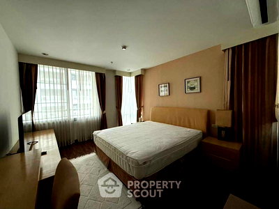 Condos for sale : 2-BR Condo at The Rajdamri near BTS Ratchadamri (ID 2728240)