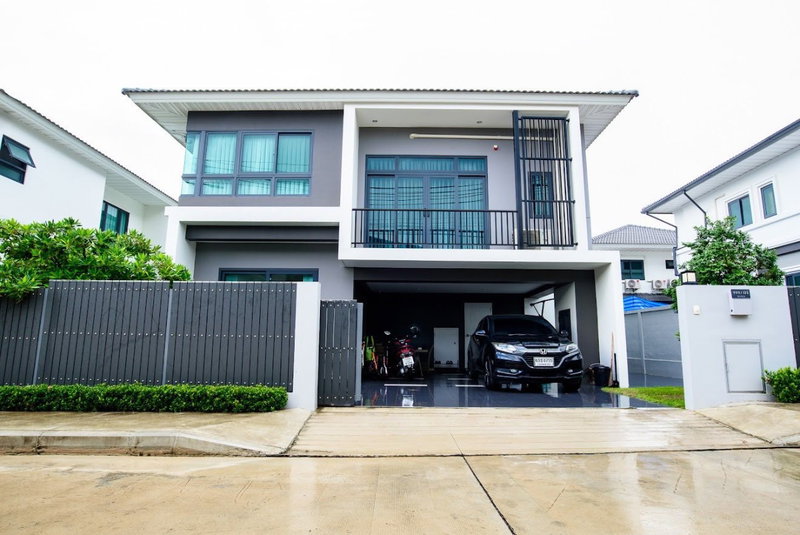 ขายบ้านเดี่ยว : ขาย Supalai Park Ville Pattaya | บ้านเดี่ยว 2 ชั้น พื้นที่กว้าง พร้อมเฟอร์นิเจอร์