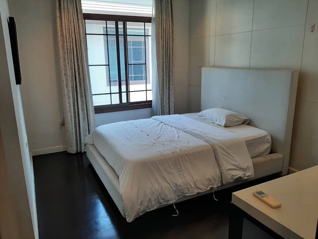 picture LTHC5354 – House FOR RENT in Pattanakarn 4 beds 5 baths size 400 Sq.M. Nearby ARL Huamak station ONLY 150k/Month - 6/7