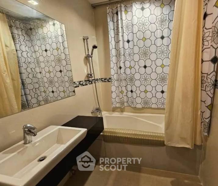 รูป คอนโด 2-ห้องนอน ที่ ไอดีโอ คิว จุฬา-สามย่าน ใกล้ MRT สามย่าน (ID 2473200) - รูปที่ 3/4