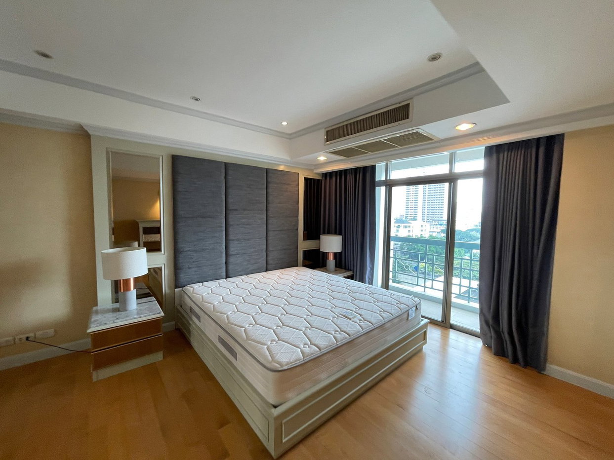 รูป LTH5418 – Royal Castle FOR RENT 2 beds 2 baths size 133 Sq.M. Nearby BTS Phrom Phong station ONLY 50k/Month - รูปที่ 5/7