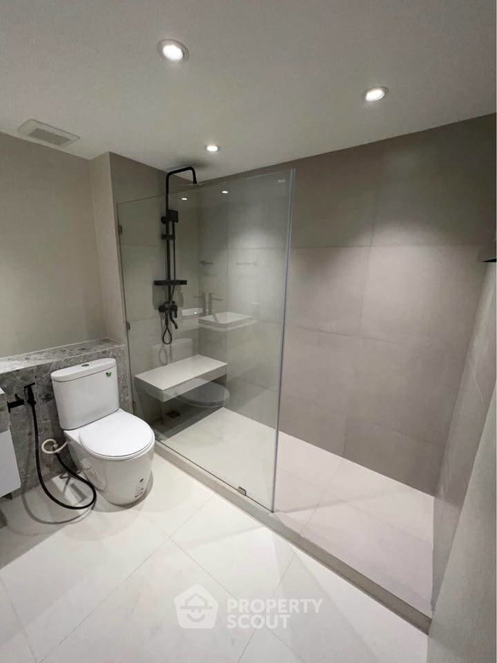 รูป คอนโด 2-ห้องนอน ที่ ริเวอร์ เฮเว่น เจริญกรุง คอนโดมิเนียม ใน บางคอแหลม (ID 2614796) - รูปที่ 9/16