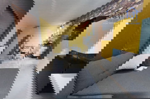 ขายและคอนโด ลูคัส การ์เด้นท์ แฟมมิลี่ เฮาส์ ซอยนาคนิวาส 7 ลาดพร้าว71 ใกล้ Central Eastville - MRT สีเหลือง