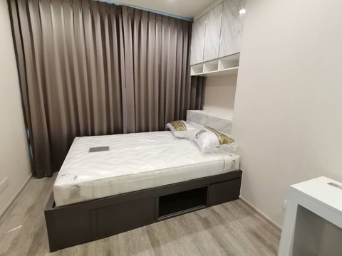 Available for rent! Ideo Mobi Asoke, Cozy living 1 Bedroom with 35sqm. Fully furnished ready to move in.