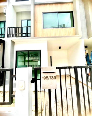 เช่าทาวน์โฮม เมืองปทุมธานี ปทุมธานี : ให้เช่าบ้าน เอสเกต ทาวน์ ราชพฤกษ์-ติวานนท์ (S Gate Town Ratchaphruek-Tivanon) 