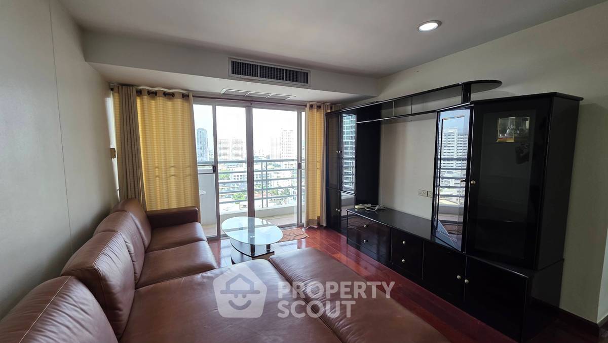 รูป คอนโด 2-ห้องนอน ที่ เดอะวอเตอร์ฟอร์ด ไดมอน ทาวเวอร์ สุขุมวิท ใกล้ BTS พร้อมพงษ์ (ID 2049153) - รูปที่ 2/11