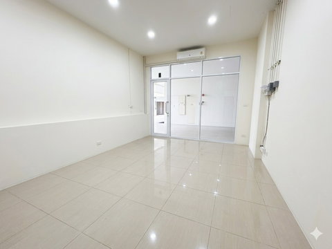 Shop Space for Rent – Suitable for Business, Retail, or Office Use (56 sq.m.)