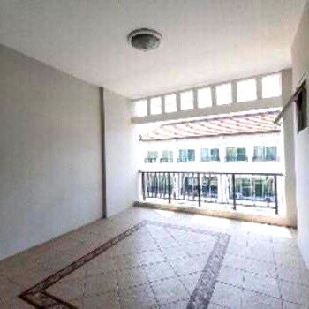 ทาวน์โฮม วิทยาลัยอาชีวศึกษาธนบุรี : LTH5207 – Townhouse FOR SALE in Sathorn 3 beds 3 baths Size 200 Sq.M. nearby BTS Surasak Station ONLY 15 MB