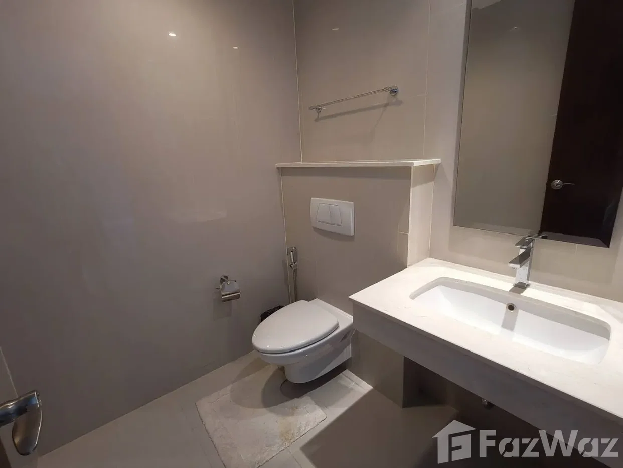 รูป คอนโดให้เช่า 2 ห้องนอน ในโครงการ เดอะ รอยัล มณียา 5666297 - รูปที่ 13/14