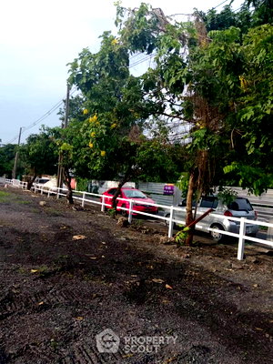 ที่ดิน วิทยาลัยสารพัดช่างพระนคร : ที่ดินสำหรับปล่อยขาย 4,600 ตารางเมตร แถว ใน สามเสนนอก (ID 2727248)