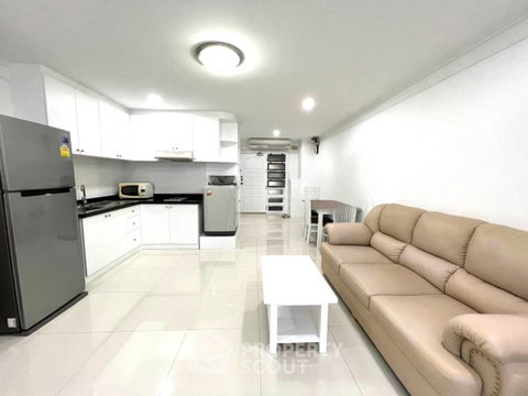 1-BR 50 Sqm Condo At Supalai Place Sukhumvit 39, BTS Phrom Phong (ID 2735005)