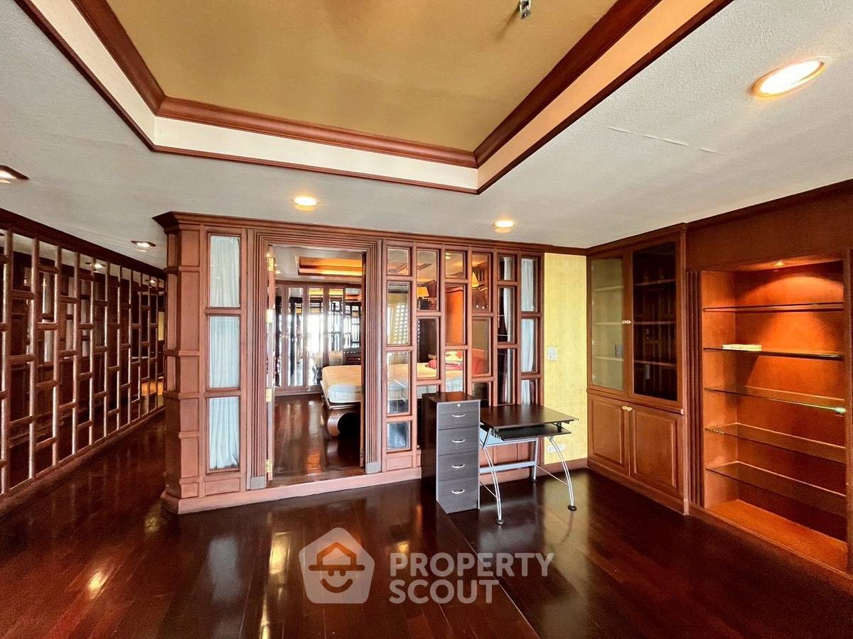 รูป คอนโด 1-ห้องนอน ที่ ณุศา สเตท ทาวเวอร์ คอนโดมิเนียม ใกล้ BTS สะพานตากสิน (ID 2723003) - รูปที่ 11/17