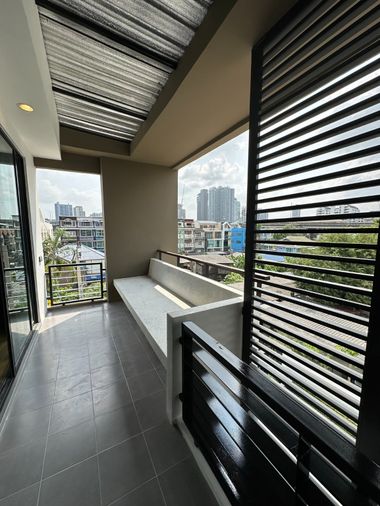ให้เช่าทาวน์โฮม 3 ห้องนอน 300 ตร.ม. 75 ตร.ว. เบล็ส ทาวน์ สุขุมวิท 50