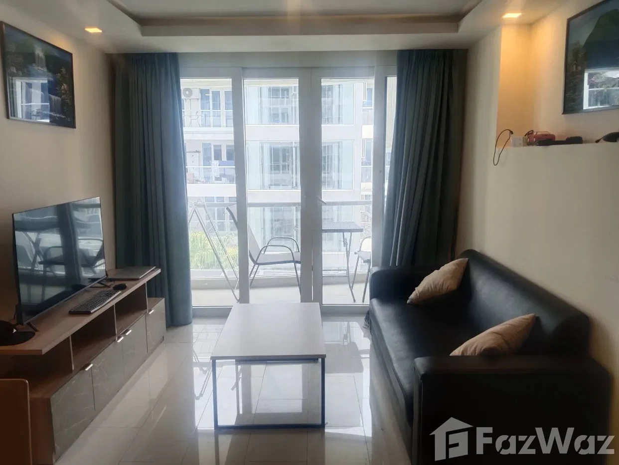picture Grand Avenue Residence 6115035 - 10/20
