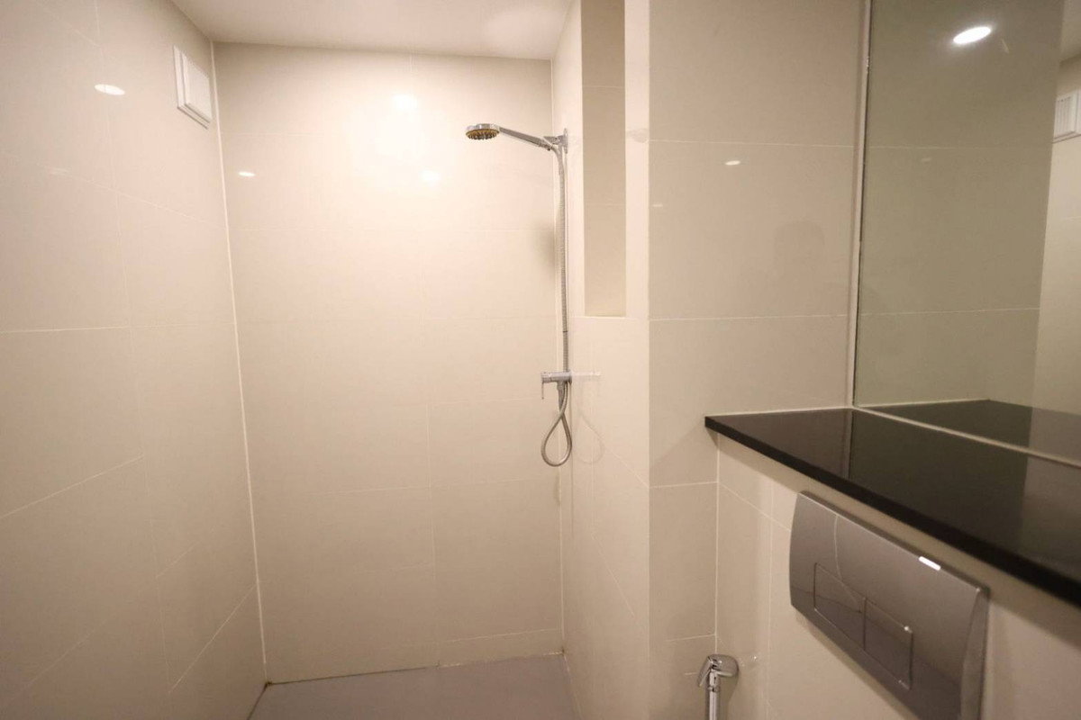 รูป ใช้ชีวิตเหนือระดับ ✨ Knightsbridge Prime Sathorn | ห้องเพดานสูง 4.4 ม. | วิวเมือง 360 องศา | ใจกลาง CBD | ห้องสวย พร้อมเข้าอยู่ - รูปที่ 12/15