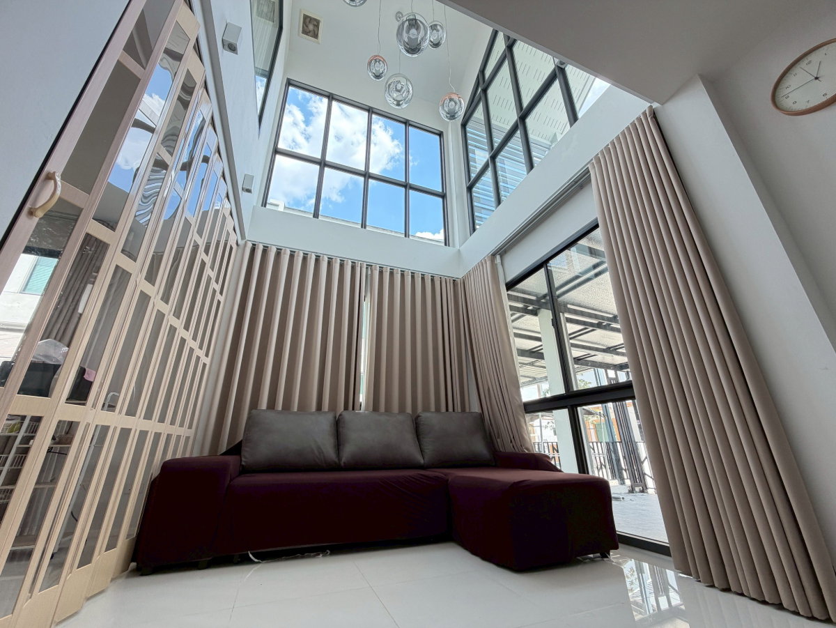 picture Pinery Hill Nikhom Phatthana Rayong Province  - 2/13