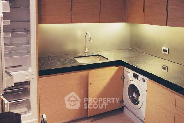รูป คอนโด 1-ห้องนอน ที่ ศาลาแดง เรสซิเด้นซ์ คอนโดมิเนียม ใกล้ MRT สีลม (ID 2739469) - รูปที่ 5/7