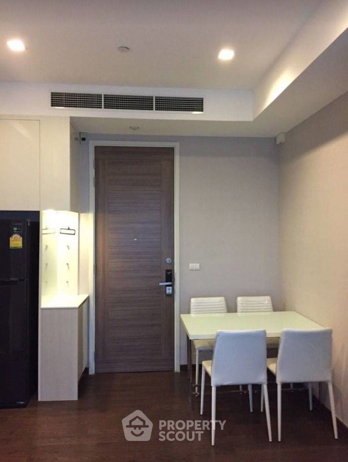 รูป คอนโด 2-ห้องนอน ที่ คิว อโศก ใกล้ MRT เพชรบุรี (ID 1425482) - รูปที่ 2/8