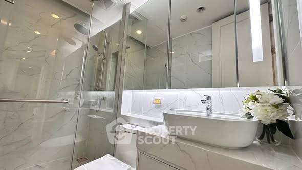picture 2-BR 87 Sqm Oriental Residence, High-Floor 28th, Near BTS Phloen Chit (ID 2736002) - 2/6