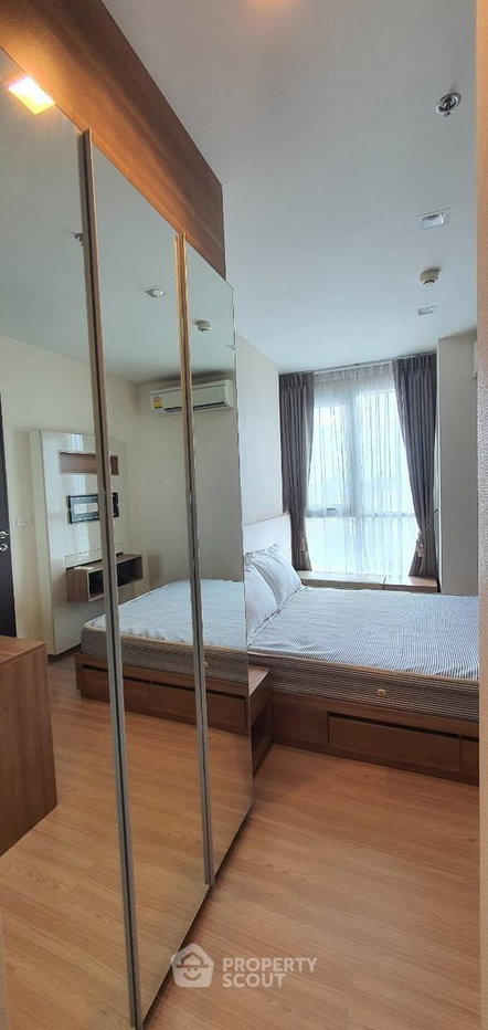 รูป คอนโด 1-ห้องนอน ที่ ริธึ่ม สาทร ใกล้ BTS สะพานตากสิน (ID 2739493) - รูปที่ 3/9