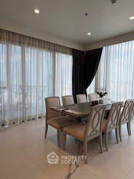 รูป คอนโด 3-ห้องนอน ที่ ไซมิส เอ๊กซ์ตลูซีฟ สุขุมวิท 31 ใกล้ MRT สุขุมวิท (ID 2738559) - รูปที่ 1/20