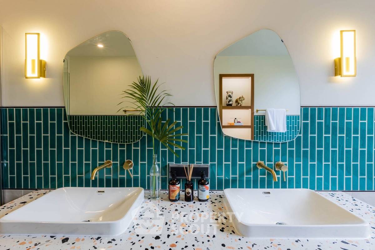 picture 4-BR Villa close to Rawai (ID 2731459) - 8/13