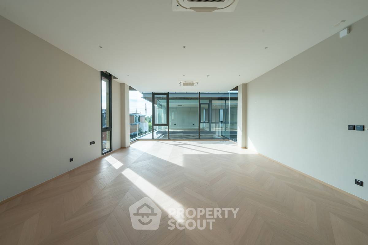 รูป บ้าน 6-ห้องนอน ใกล้ MRT วงศ์สว่าง (ID 2728526) - รูปที่ 8/24