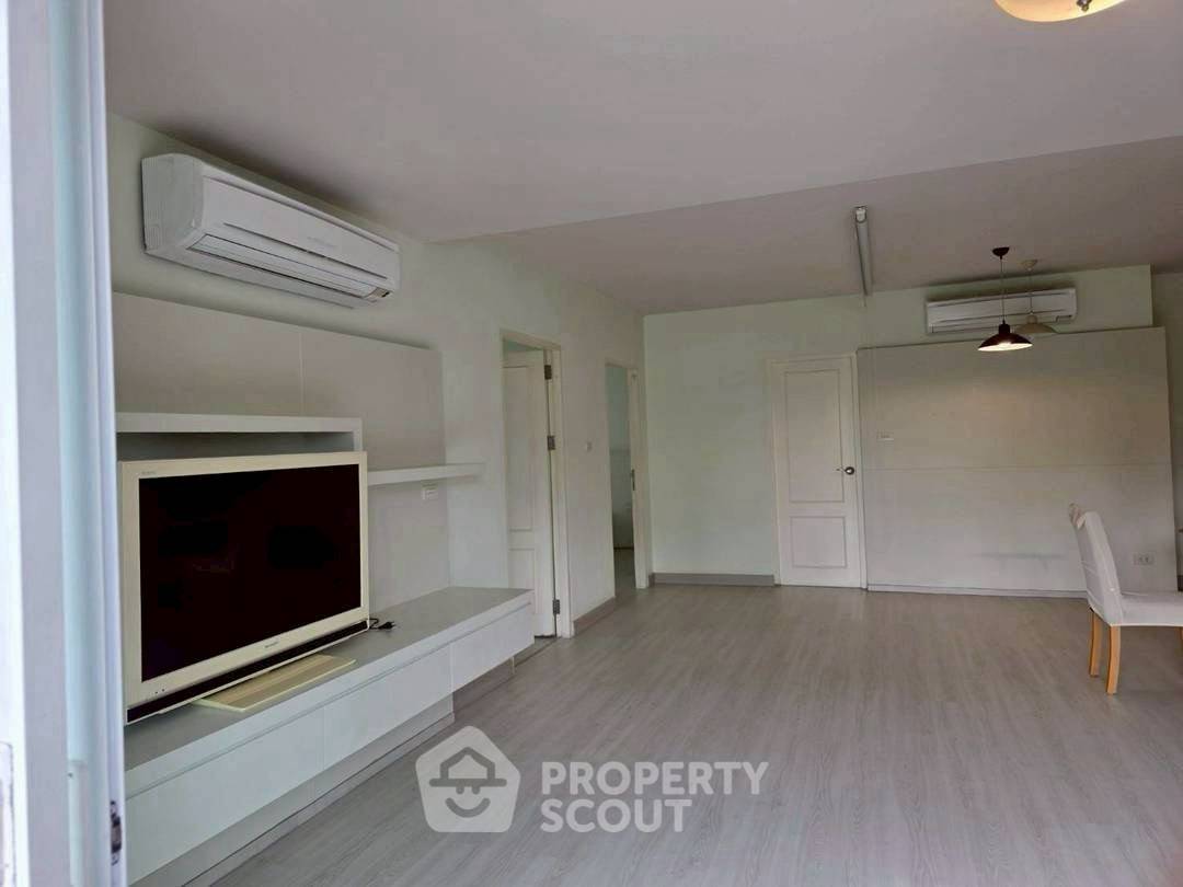 รูป คอนโด 2-ห้องนอน ที่ ทริสตัน สุขุมวิท 39 ใกล้ BTS พร้อมพงษ์ (ID 2725449) - รูปที่ 3/12