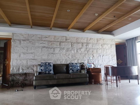 2-BR Condo at Riverside Villa Condominium 1 in Bang Khlo (ID 2689676)