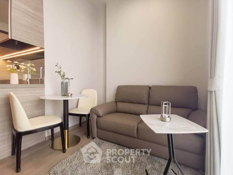 picture 1-BR Condo at The Crest Park Residences near MRT Phahon Yothin (ID 2739988) - 2/6