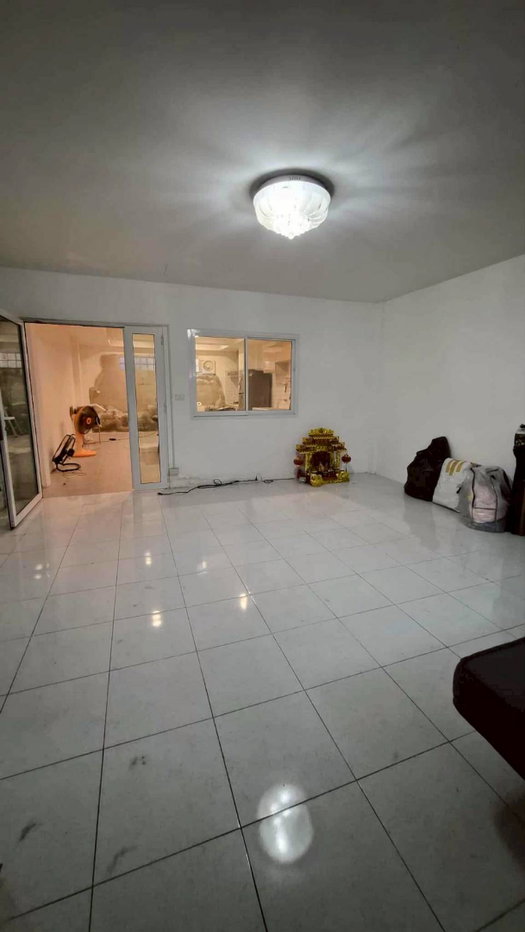 รูป ให้เช่า Townhome ม.บ้านเมอริทเพลส ลาดพร้าว87 - รูปที่ 9/9