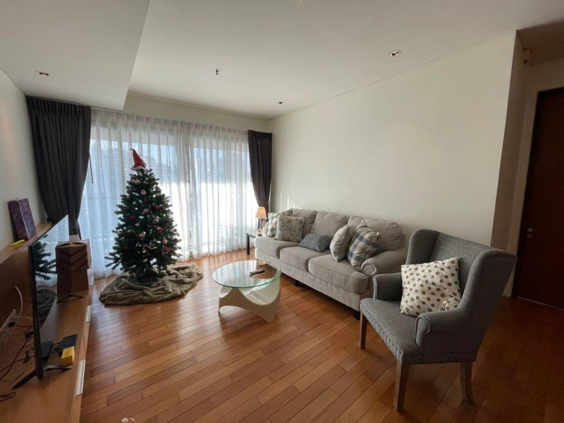 Condos for rent : LTH5182 – The Lakes FOR RENT 2 beds 2 baths size 111 Sq.M. Near BTS Asoke station ONLY 70k/Month