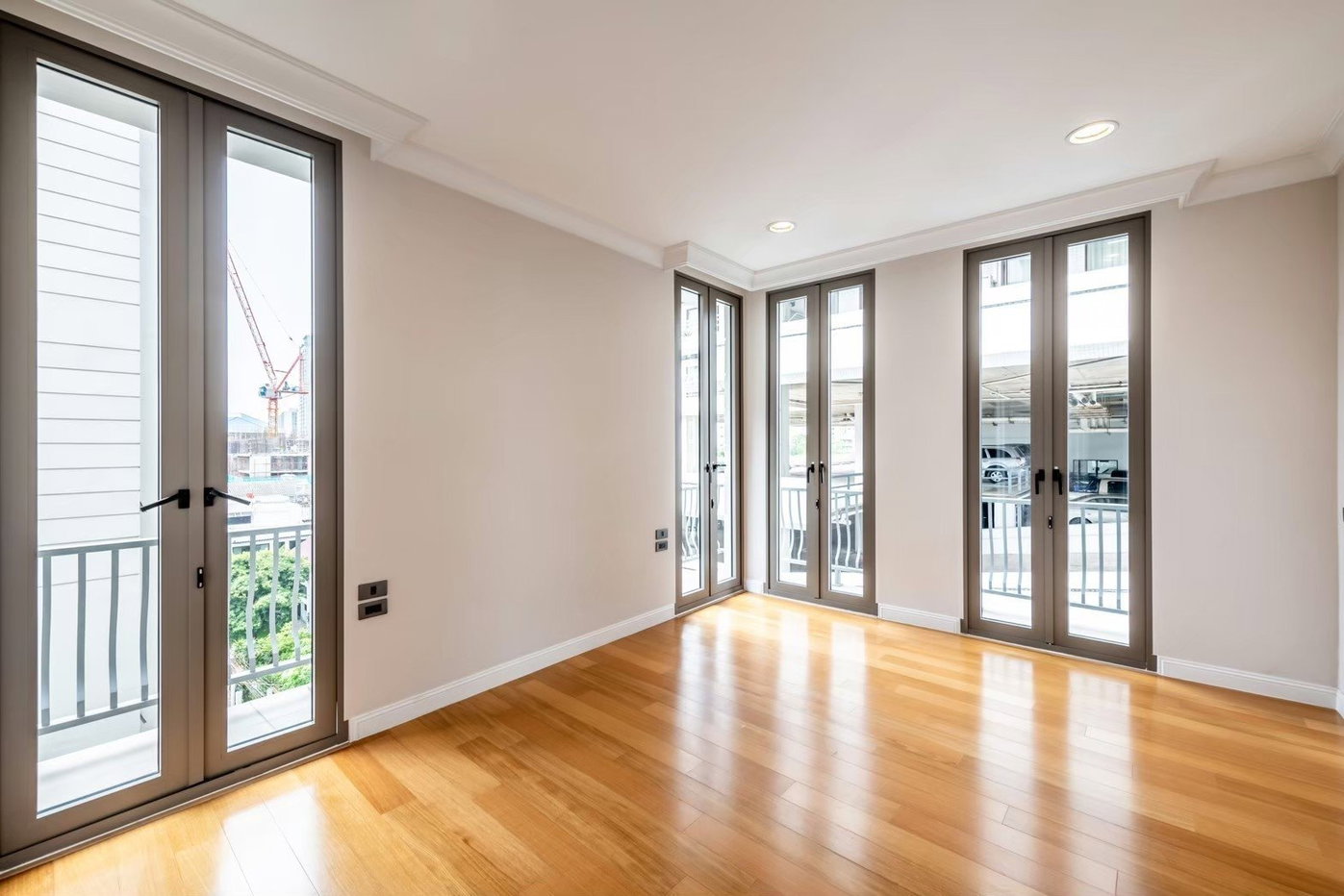 รูป LTHC10737– ขายด่วน! เทาน์เฮ้าราคาดี Townhome for sale 749 Residence 3 beds size 680 Sq.m. Near BTS Thong Lor Station ONLY 85MB - รูปที่ 8/15