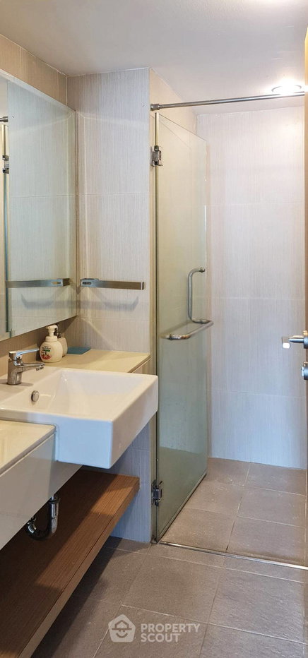 รูป คอนโด 3-ห้องนอน ที่ ซีนิธ เพลส สุขุมวิท 42 คอนโดมิเนียม ใกล้ BTS เอกมัย (ID 2735870) - รูปที่ 11/11