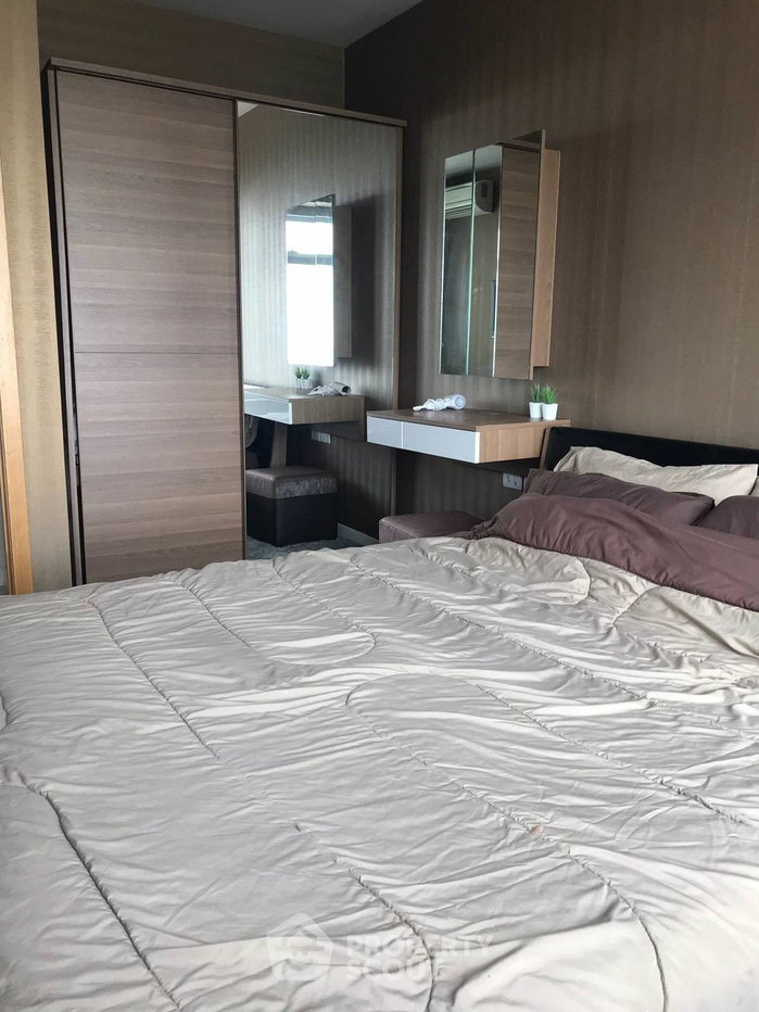 รูป คอนโด 1-ห้องนอน ที่ เซอร์เคิล คอนโดมิเนียม ใกล้ MRT เพชรบุรี (ID 2735432) - รูปที่ 3/7