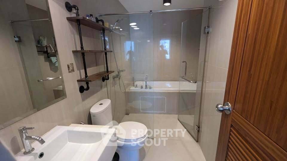 picture 1-BR Condo at Villa Asoke near MRT Phetchaburi (ID 2737304) - 8/12