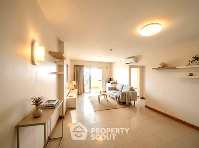 ขายคอนโด : คอนโด 2 ห้องนอน ขนาดใหญ่ 90 ตร.ม. ยูนิตหายากในราคานี้ เพียง 3.42 ล้านบาท (ID 2386745)