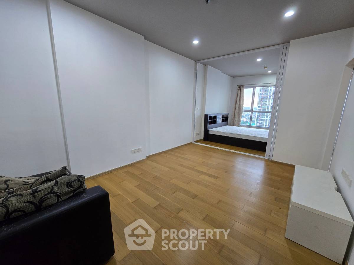 รูป คอนโด 1-ห้องนอน ที่ ไฮฟ์ สาทร ใกล้ BTS กรุงธนบุรี (ID 2735944) - รูปที่ 3/12