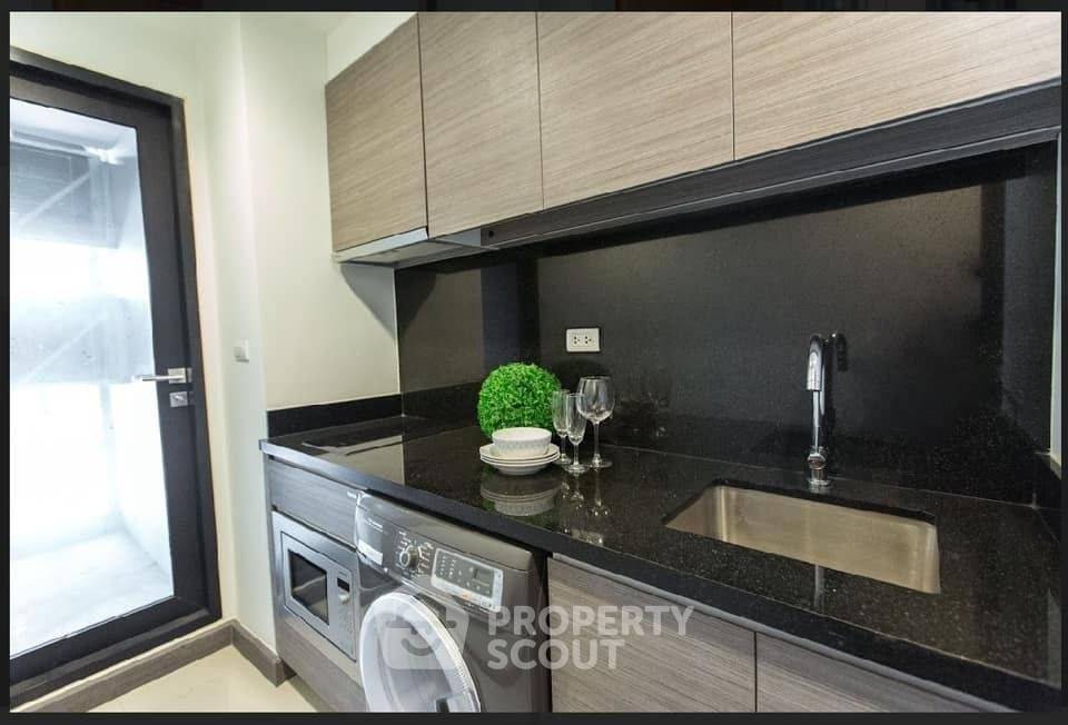 รูป คอนโด 2-ห้องนอน ที่ เรนด์ สุขุมวิท 23 ใกล้ MRT สุขุมวิท (ID 2725490) - รูปที่ 7/9