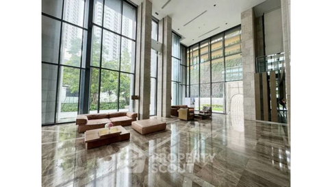 2-BR Condo at The Lumpini 24 near BTS Phrom Phong (ID 2734375)
