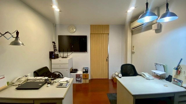 รูป เยาวราช สำเพ็ง ให้เช่าร้าน 2.5 ชั้น 242 ตร.ม. แยกราชวงศ์ MRTวัดมังกร 999ม. ทำเลทอง ติดถนนใหญ่ 29 ตร.วา. - รูปที่ 4/8