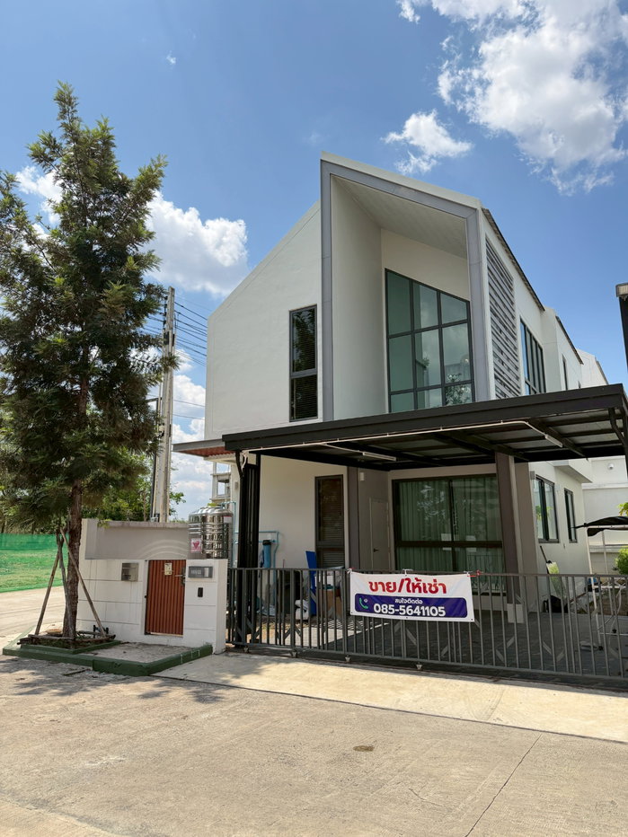 picture Pinery Hill Nikhom Phatthana Rayong Province  - 1/13