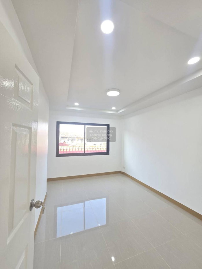 รูป ขายทาวน์เฮ้าส์/ทาวน์โฮม  บ้านพูนสินธานี 1 รีโนเวทใหม่ คลองสองต้นนุ่น เขต ลาดกระบัง กรุงเทพ CX-117887 ✅ ทักไลน์ @connexproperty ตอบทันที ทีมงานมืออาชีพ ✅ - รูปที่ 8/9