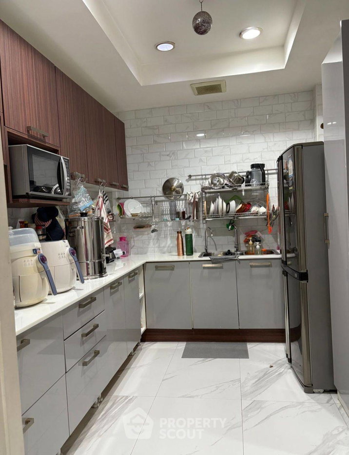 รูป บ้าน 4-ห้องนอน ที่ บ้านกลางกรุง สาทร-นราธิวาส ใน ช่องนนทรี (ID 2739652) - รูปที่ 10/20