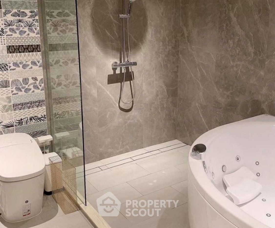 รูป คอนโด 3-ห้องนอน ที่ ณ วรา เรสซิเดนส์ ใกล้ BTS ชิดลม (ID 2738572) - รูปที่ 3/5