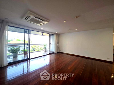 Condos for sale : 3-BR Condo at Prime Mansion One near MRT Phetchaburi (ID 2706494)