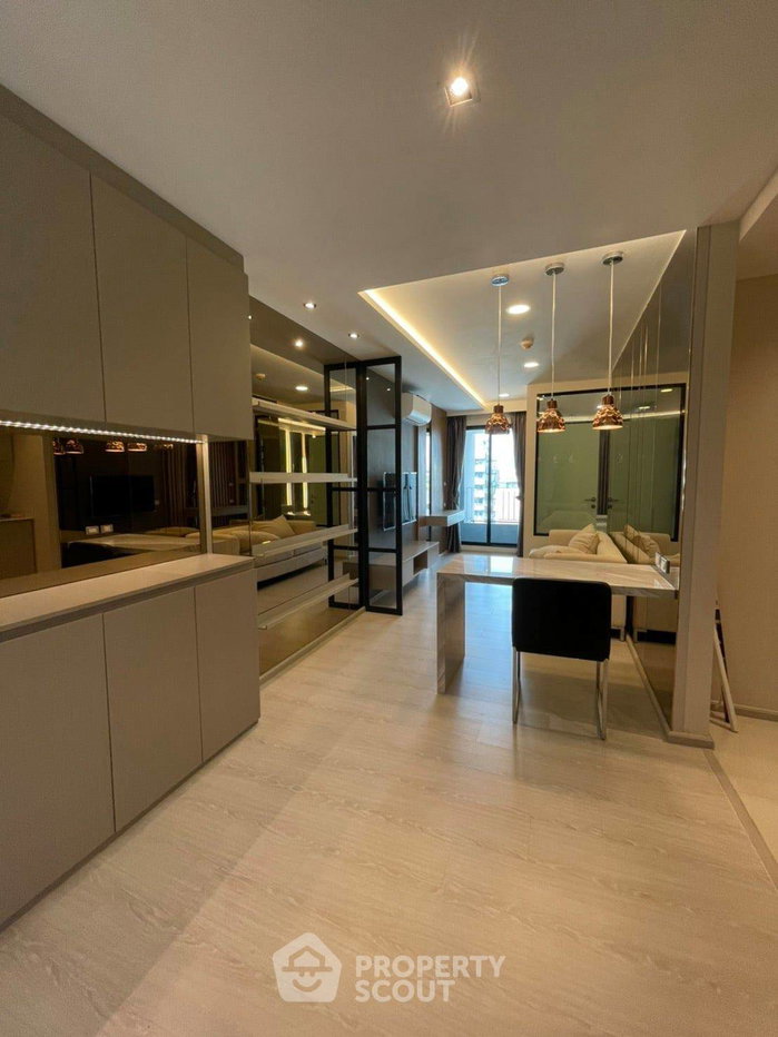 รูป คอนโด 1-ห้องนอน ที่ วีธารา สุขุมวิท 36 ใกล้ BTS ทองหล่อ (ID 382798) - รูปที่ 1/11